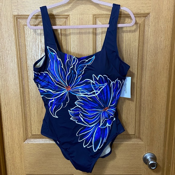 Nwt Squareneck Chlorine Resistant Swimsuits For All One Piece - Picture 2 of 4